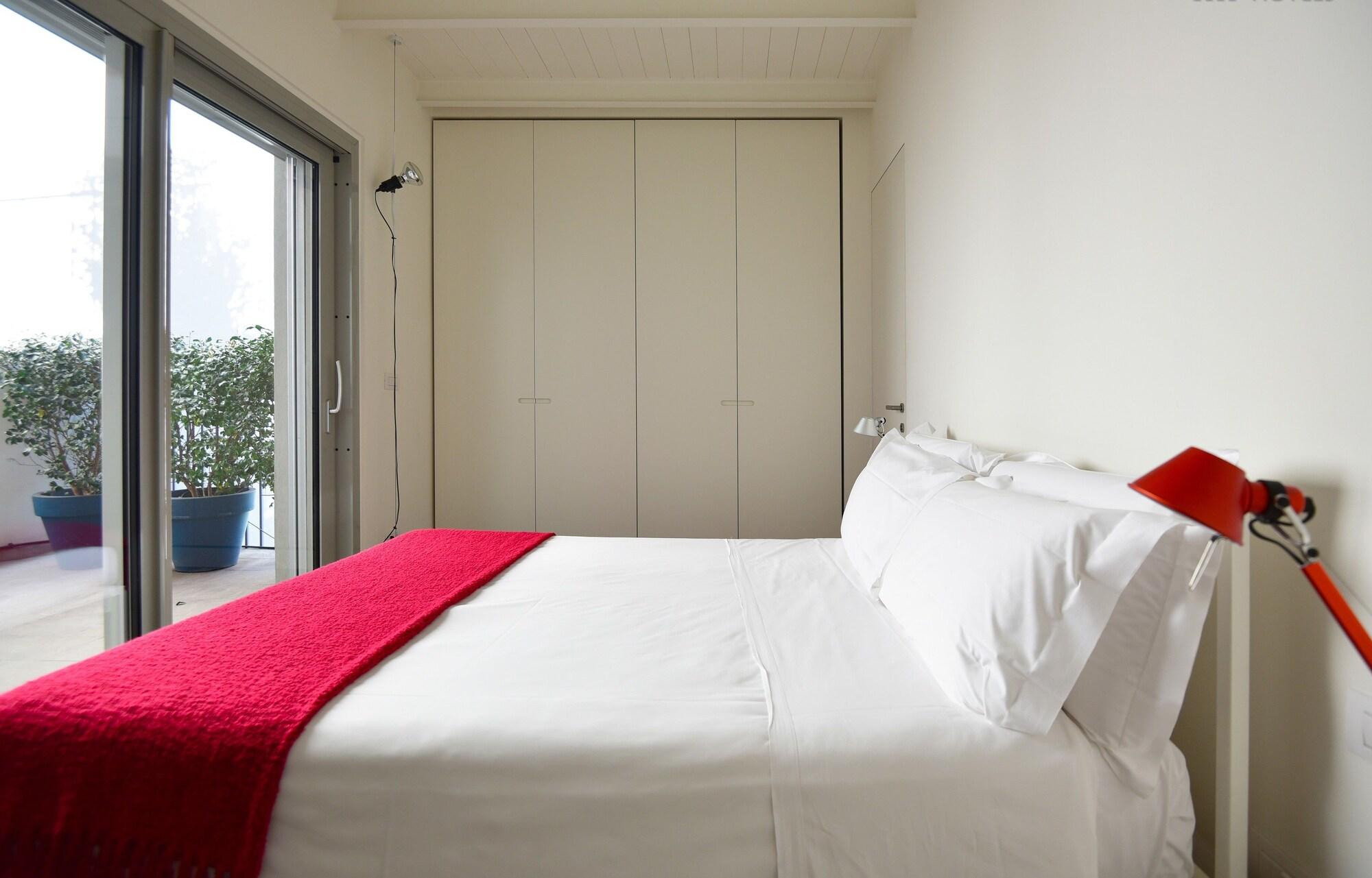 Milan Design Suites Bagian luar foto