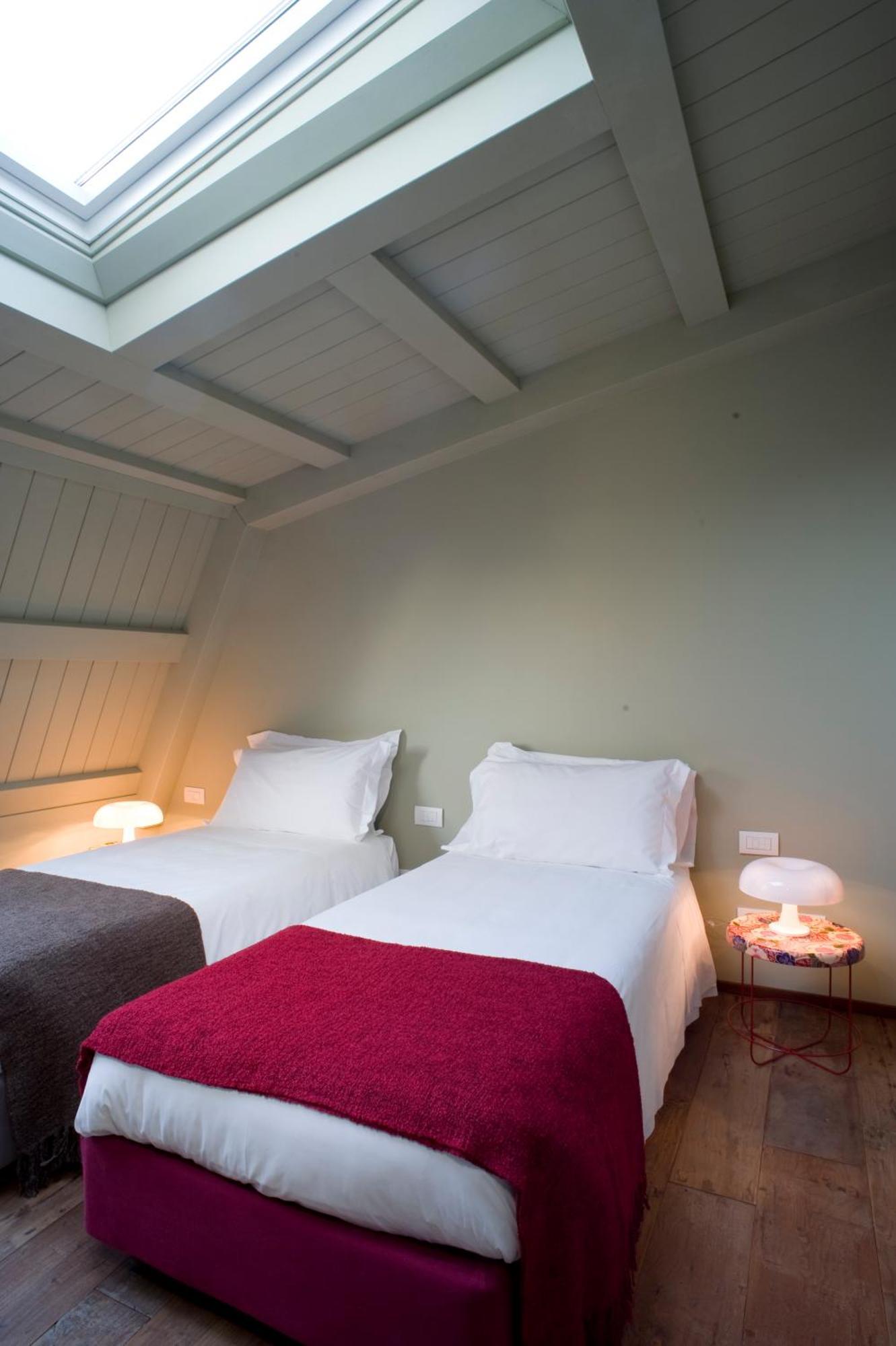 Milan Design Suites Bagian luar foto